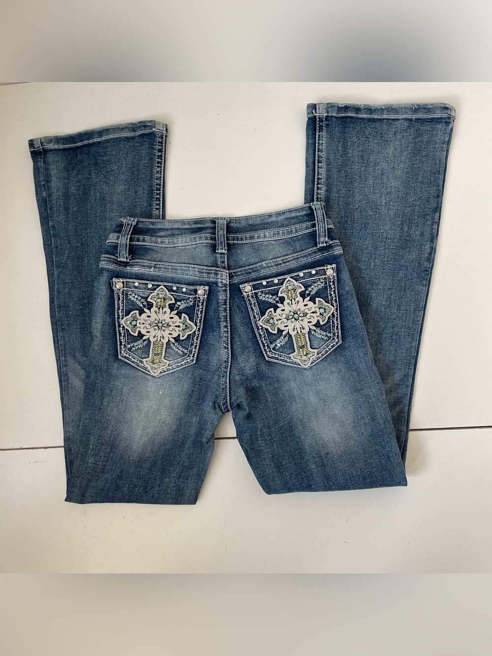 Y2K Flared Women’s Jeans size 5/ 27 Rhinestone Embellished Bling Fire &Rain